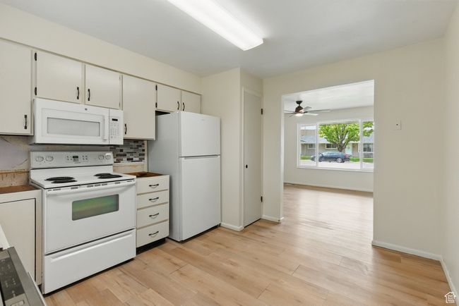 New kitchen countertops coming soon. | Image 8