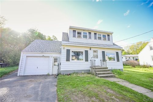17 Dunham Pl, Whitesboro, NY, 13492-1005 | Card Image