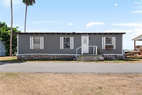 8482 Lago Vista Dr, Edcouch, TX, 78538-3332 | Card Image