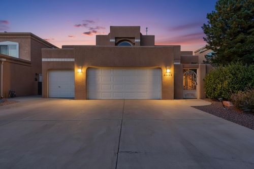 8601 Vineyard Ridge Rd Ne, Albuquerque, NM, 87122-2623 | Card Image