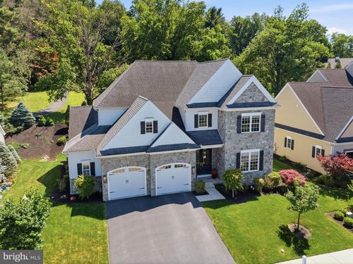 360 Addison Pl, Lancaster, PA, 17601-5152 | Card Image