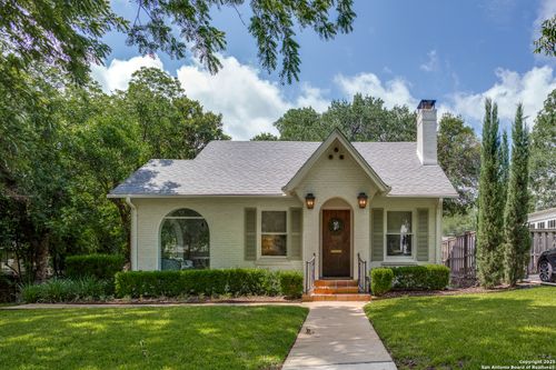 352 Blue Bonnet Blvd, Alamo Heights, TX, 78209-4633 | Card Image