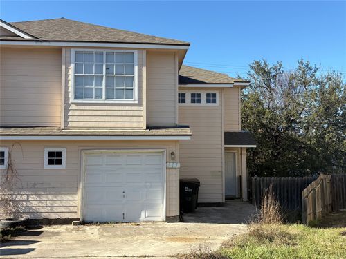 111 Cedargrove, San Marcos, TX, 78666-2264 | Card Image