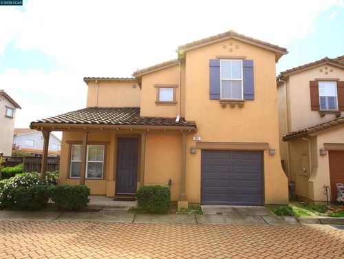 121 San Pedro St, San Pablo, CA, 94806-5035 | Card Image