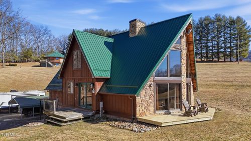 251 Forbes St, Cedar Bluff, VA, 24609-9208 | Card Image