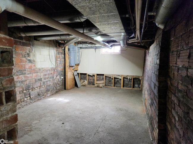 1128 Prince St, House other with 5 bedrooms, 4 bathrooms and null parking in Grinnell IA | Image 58