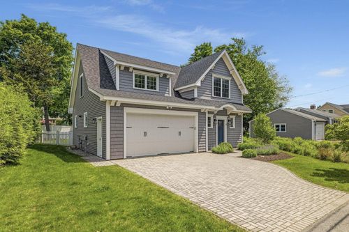 16 Richard Rd, Rye, NH, 03870-2643 | Card Image