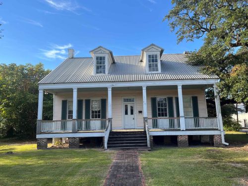 58060 Court St, Plaquemine, LA, 70764-2704 | Card Image