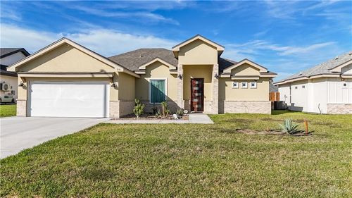 216 Janet Cir N, La Feria, TX, 78559-2114 | Card Image