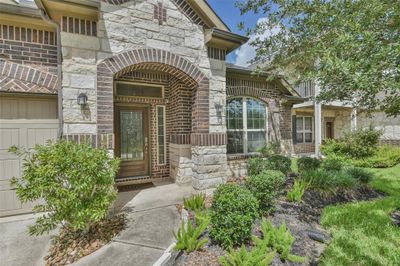 16619 Cactus Blossom Trail Trail, House other with 4 bedrooms, 2 bathrooms and null parking in Cypress TX | Image 2