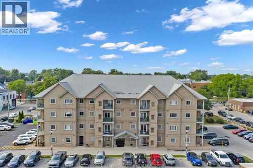 208-90 Murray St, Amherstburg, ON, N9V4B9 | Card Image
