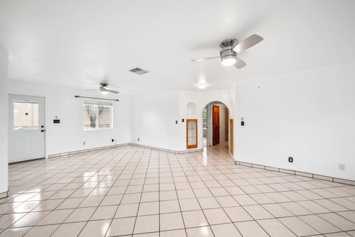 511 N Railroad Ave, Espanola, NM, 87532-2727 | Card Image