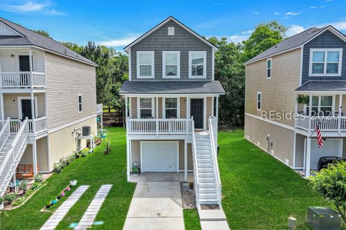 107 Palmetto Breeze Cir, Beaufort, SC, 29907-1599 | Card Image