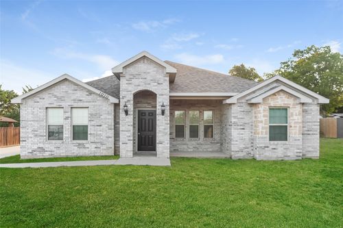 1910 S Uhl Rd, Glenn Heights, TX, 75154-8683 | Card Image