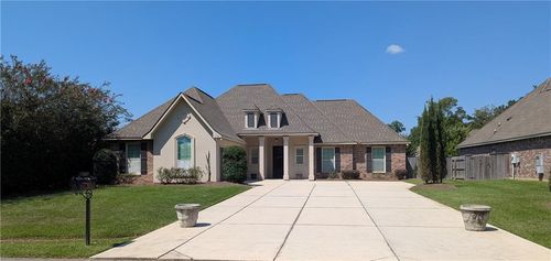 1460 Dominic Dr, Covington, LA, 70435-6082 | Card Image