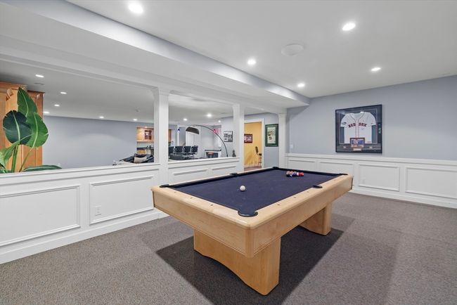 29 Philip St, House other with 6 bedrooms, 7 bathrooms and 6 parking in Medfield MA | Image 32