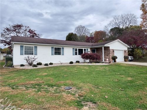 115 Buells Cir, Marietta, OH, 45750-5135 | Card Image