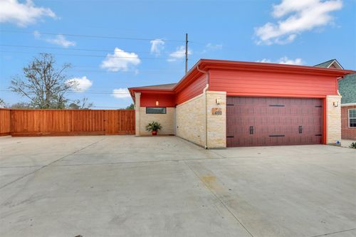4100 S Texas Ave, Bryan, TX, 77802-4023 | Card Image