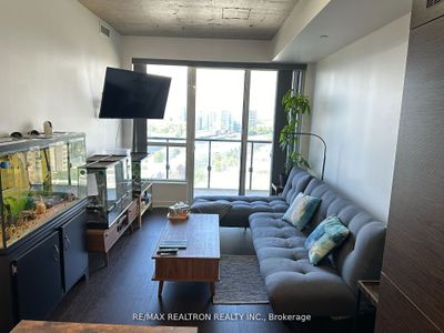 LPH-22 - 1030 King St W, Condo with 1 bedrooms, 1 bathrooms and 1 parking in Toronto ON | Image 3