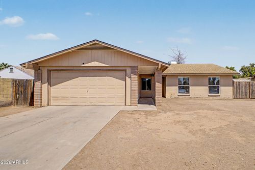 4447 N 77th Dr, Phoenix, AZ, 85033-2453 | Card Image