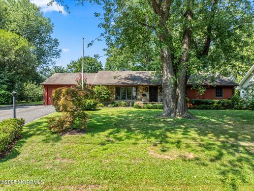 8 Greenwood Place, Middletown, NJ, 07748 | Card Image