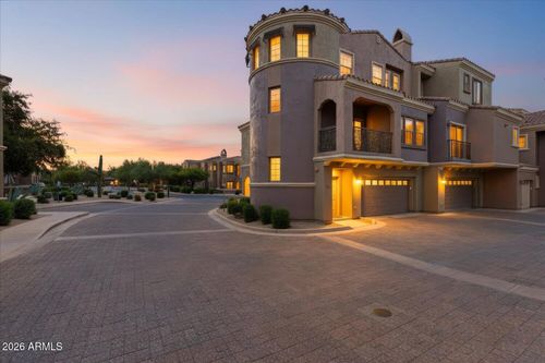 1056-3935 E Rough Rider Rd, Phoenix, AZ, 85050-7346 | Card Image