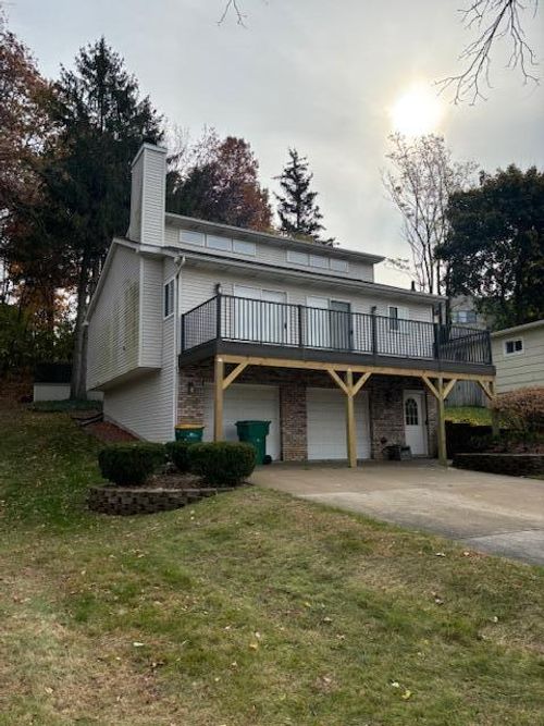 1331 Brighton Lake Rd, Brighton, MI, 48116-1732 | Card Image