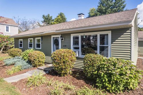 218 Lincoln Ave, Rutland, VT, 05701-2404 | Card Image