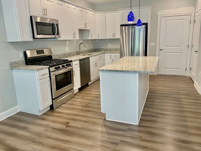 APT-307 - 5 Cherry Brook Rd, Home with 1 bedrooms, 1 bathrooms and null parking in Canton CT | Image 4