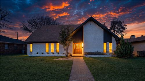 11022 Ferndale Rd, Dallas, TX, 75238-1015 | Card Image