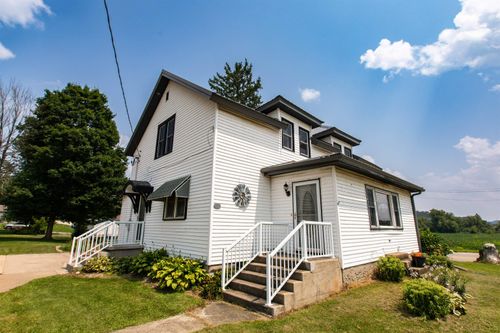 207 Water St, BLANCHARDVILLE, WI, 53516-9737 | Card Image