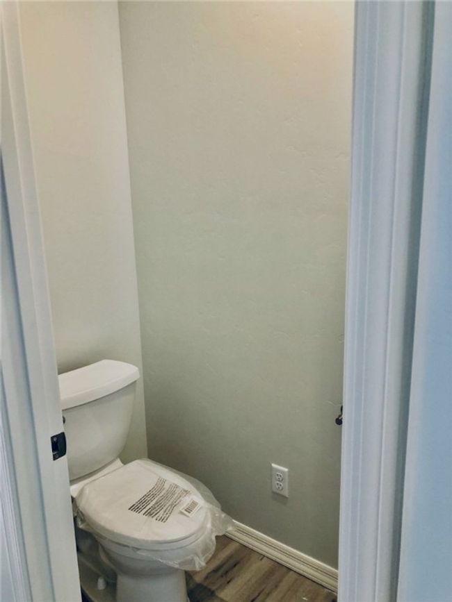 Bathroom | Image 13