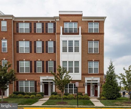 23473 Logan Way, Sterling, VA, 20165 | Card Image