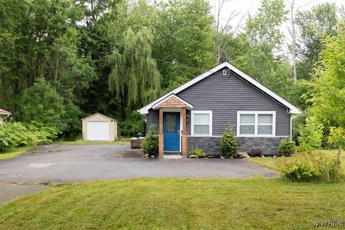 6855 Revere Dr, Derby, NY, 14047-9522 | Card Image