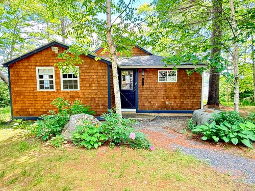 1 Crichton Way, Ellsworth, ME, 04605 | Card Image