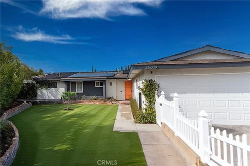 25609 Oakbar Ct, Newhall, CA, 91321-2160 | Card Image