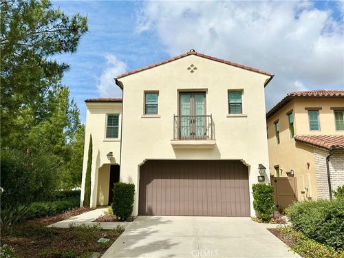131 Espina, Irvine, CA, 92620-7346 | Card Image