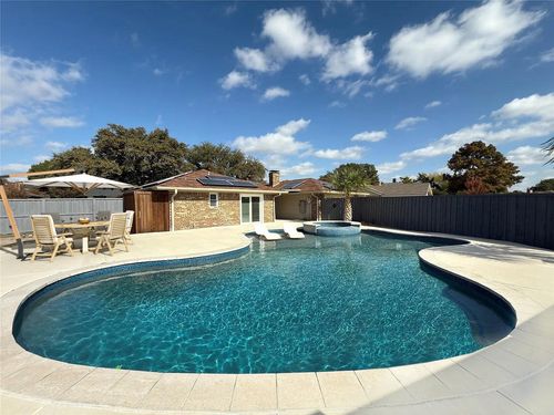 1912 E Branch Hollow Dr, Carrollton, TX, 75007-1502 | Card Image