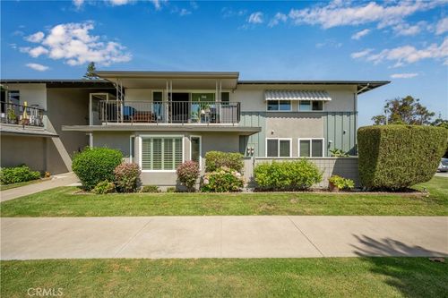 apt-17a-1920 Mckinney Way, Seal Beach, CA, 90740-4428 | Card Image