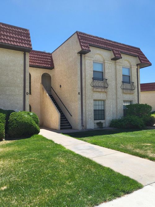 apt-1e-833 Country Club Dr Se, Rio Rancho, NM, 87124-5212 | Card Image