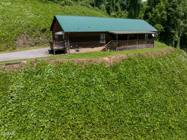 1869 Begonia Way, House other with 3 bedrooms, 2 bathrooms and null parking in Sevierville TN | Image 33