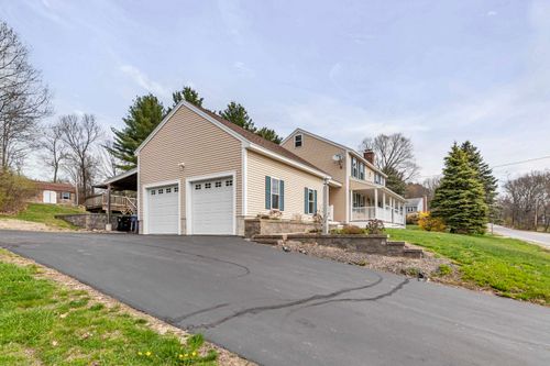 149 Barretts Hill Road, Hudson, NH, 03051 | Card Image