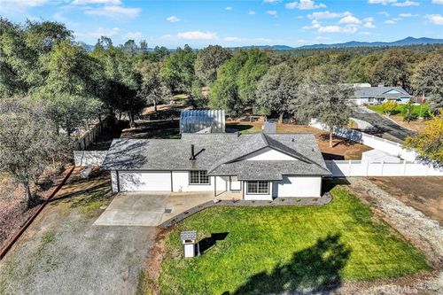 18315 Shelter Haven Ct, Cottonwood, CA, 96022-9366 | Card Image