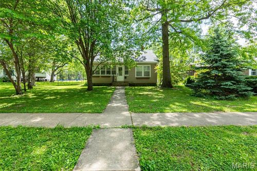 224 W Scioto St, Saint James, MO, 65559-1438 | Card Image