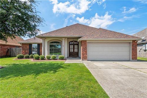207 Laurel Oak Dr, Saint Rose, LA, 70087-3241 | Card Image