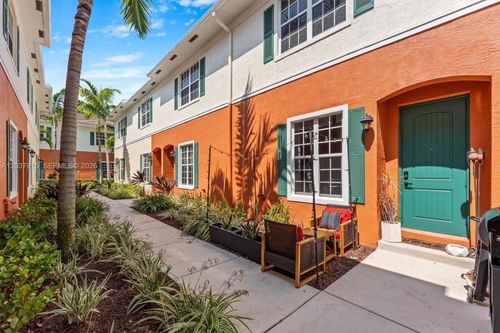 712-712 Sw 2nd Way, Pompano Beach, FL, 33060-8378 | Card Image