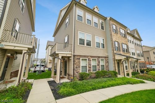 9 Haralson Ct, Livingston, NJ, 07039-5714 | Card Image