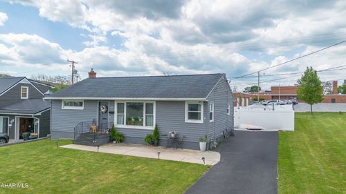 703 Olmes Street, Altoona, PA, 16602 | Card Image