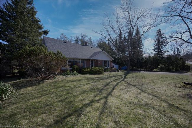 1386 Centre Rd, House other with 4 bedrooms, 2 bathrooms and 11 parking in Carlisle ON | Image 20
