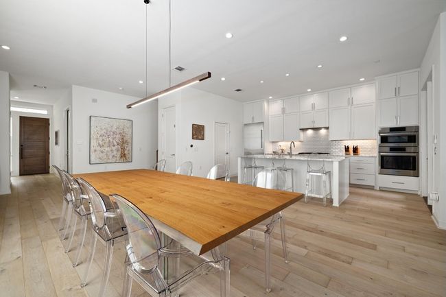 2608 Watkins Way, Condo with 4 bedrooms, 4 bathrooms and 2 parking in Austin TX | Image 9